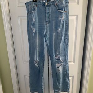 Women’s 90s boyfriend jeans